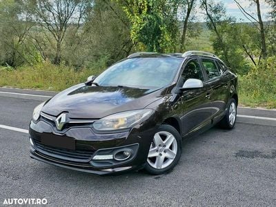 Second-hand Renault Mégane GrandTour LIMITED 110 CP (80 kW) 2014 Culoaremaro Break