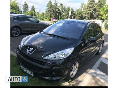 Second-hand Peugeot 207 68 CP (50 kW) 2006 Negru Hatchback