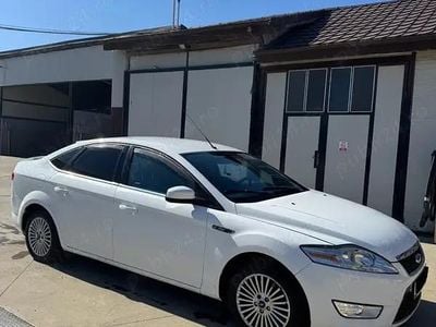Culoarealb Second-hand 2010 Ford Mondeo Berlinǎ | 3.500 EUR