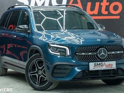 Culoarealbastru Utilizat 2021 Mercedes GLB200 AMG line SUV | 26.970 EUR (Puțin scump)