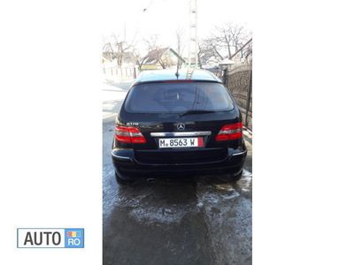 second-hand Mercedes B170 