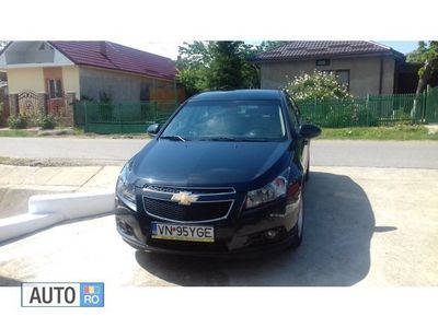 Second-hand Chevrolet Cruze 124 CP (91 kW) 2011 Negru Berlinǎ