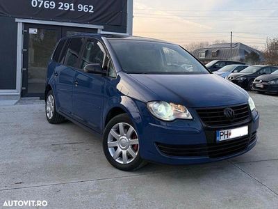 Culoarealbastru Utilizat 2008 VW Touran Trendline Monovolum | 3.480 EUR (Preț OK)