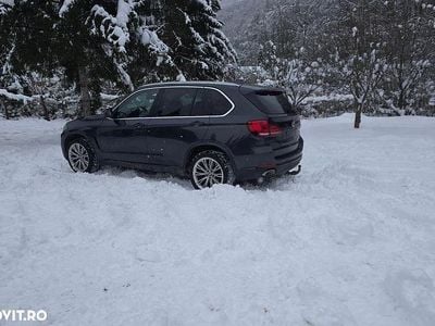 Culoarealte culori Utilizat 2017 BMW X5 Sport Line SUV | 32.000 EUR (Preț bun)
