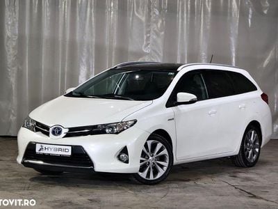 Toyota Auris Hybrid