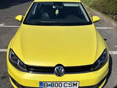 Galben Utilizat 2014 VW Golf VII Hatchback | 7.250 EUR (Preț OK)
