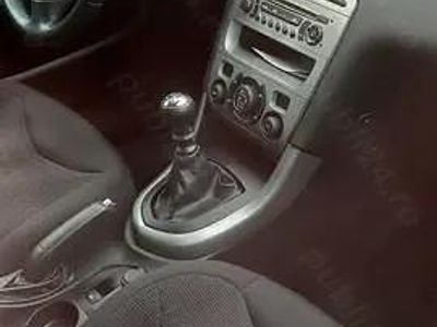 Utilizat 2011 Peugeot 308 Break | 3.599 EUR (Puțin scump)