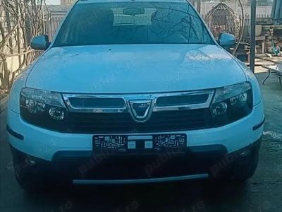 Alb Utilizat 2013 Dacia Duster Berlinǎ | 5.699 EUR (Puțin scump)
