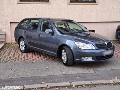 Culoarealbastru Utilizat 2011 Skoda Octavia Ambiente Break | 5.990 EUR (Preț OK)