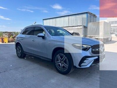 Mercedes GLC300e