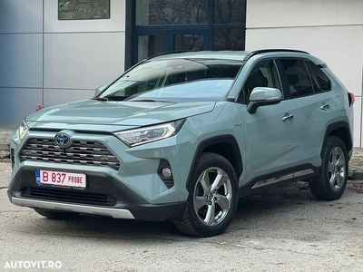 Second-hand Toyota RAV4 Hybrid Lounge 222 CP (163 kW) 2020 Culoarealte culori SUV
