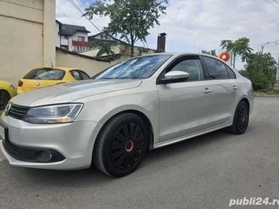 Second-hand VW Jetta 260 CP (191 kW) 2012 Berlinǎ