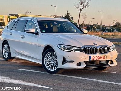 BMW 330e