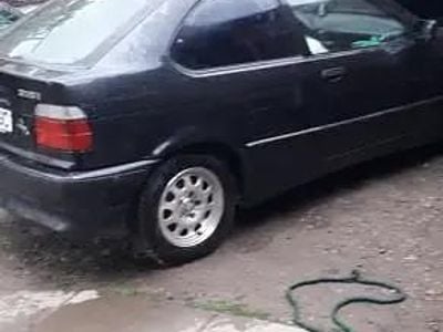 Second-hand 1998 BMW 116 Hatchback | 600 EUR
