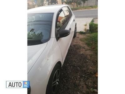 Alb Utilizat 2009 VW Golf VI Hatchback | 4.199 EUR (Preț OK)