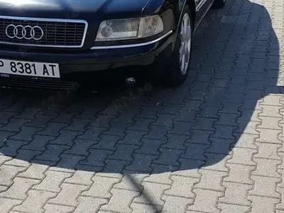 Second-hand Audi S8 360 CP (264 kW) 2001 Berlinǎ