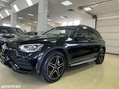 Mercedes GLC300e