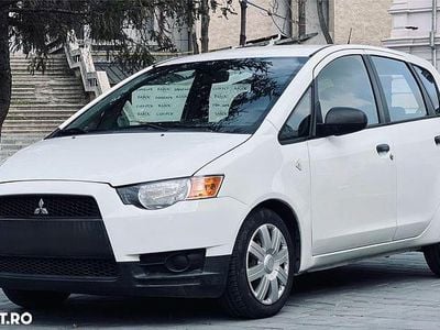 Culoarealb Utilizat 2011 Mitsubishi Colt Hatchback | 3.330 EUR