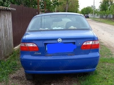 Second-hand Fiat Albea 77 CP (56 kW) 2007 Berlinǎ