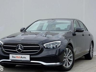 Culoarenegru Utilizat 2021 Mercedes E200 Avantgarde Berlinǎ | 33.990 EUR (Scump)