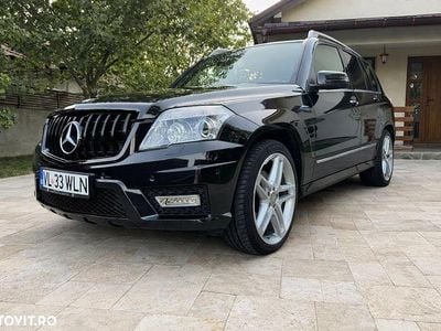 Second-hand Mercedes GLK250 204 CP (150 kW) 2011 Culoarenegru SUV