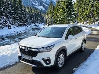 Alb Utilizat 2022 Suzuki SX4 S-Cross SUV | 20.500 EUR (Puțin scump)