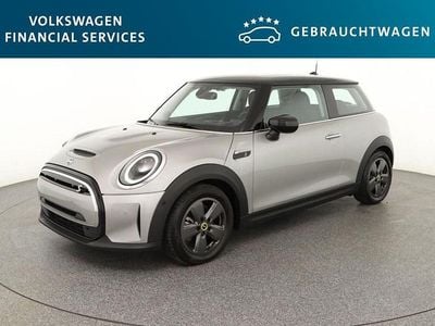 Utilizat 2023 Mini Cooper SE Essential Hatchback | 24.116 EUR (Scump)