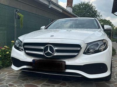 Second-hand Mercedes E200 136 CP (100 kW) 2017 Culoarealb Berlinǎ
