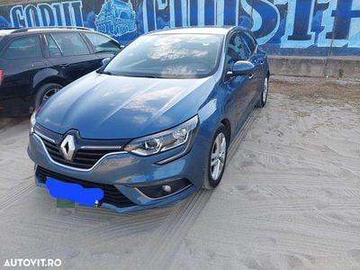 Second-hand Renault Mégane IV 110 CP (80 kW) 2017 Culoarealbastru Hatchback