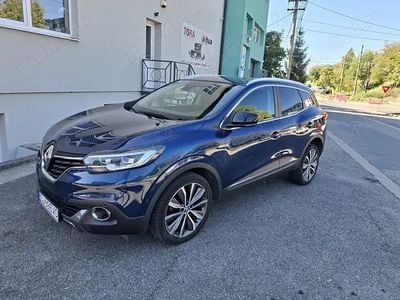 Albastru Utilizat 2015 Renault Kadjar Bose Edition SUV | 12.800 EUR (Puțin scump)