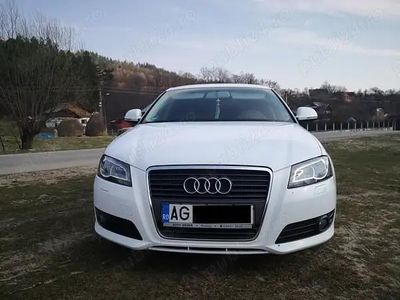 Alb Utilizat 2010 Audi A3 Hatchback | 5.999 EUR (Puțin scump)