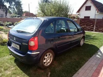 Second-hand 2004 Citroën Xsara Picasso Monovolum | 1.199 EUR