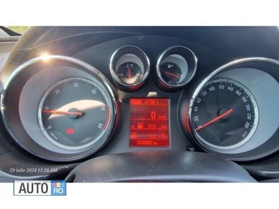 Negru Utilizat 2012 Opel Insignia Berlinǎ | 6.550 EUR (Scump)