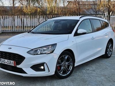 Second-hand Ford Focus ST-Line 125 CP (91 kW) 2021 Culoarealb Break