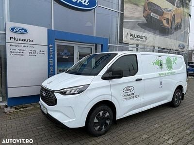 Second-hand Ford Transit Trend 100 kW (136 CP) 2025 Culoarealb Monovolum