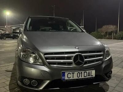 Gri Utilizat 2012 Mercedes B200 Monovolum | 8.250 EUR (Preț OK)