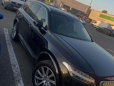 Second-hand Volvo XC90 Inscription 235 CP (172 kW) 2018 Culoarenegru SUV