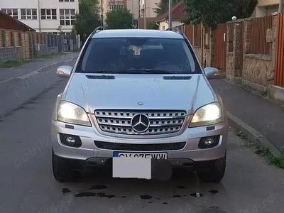 Second-hand Mercedes 320 243 CP (178 kW) 2007 SUV