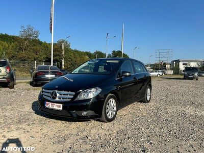 Mercedes B180