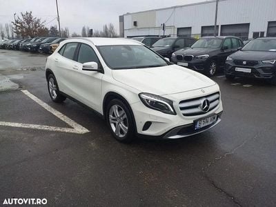 Mercedes GLA220