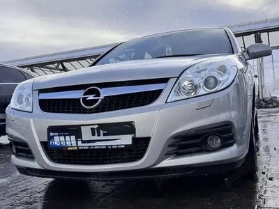 Second-hand 2008 Opel Vectra Berlinǎ | 3.950 EUR