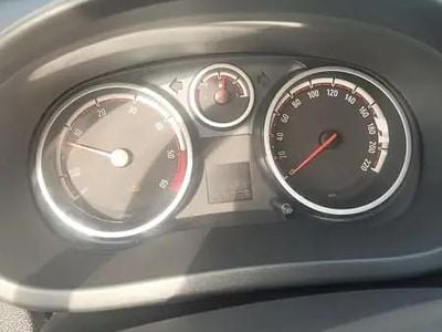 Albastru Utilizat 2011 Opel Corsa Berlinǎ | 2.500 EUR (Preț OK)