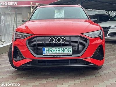 Culoarerosu Utilizat 2022 Audi e-tron S-Line SUV | 54.998 EUR