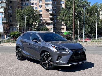 Lexus NX300h
