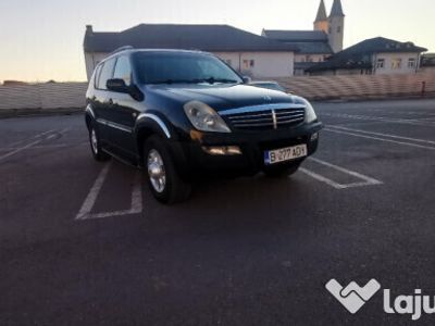 second-hand Ssangyong Rexton II RX 270 Xdi an 2006 4x4 automat 164 cp 266000 km