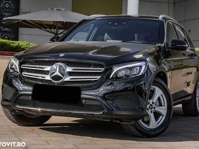 Culoarenegru Utilizat 2016 Mercedes GLC250 AMG line SUV | 23.490 EUR (Preț OK)