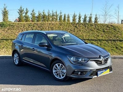 Culoaregri Utilizat 2020 Renault Mégane GrandTour Zen Break | 8.989 EUR (Preț bun)