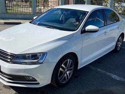 Second-hand VW Jetta Comfortline 105 CP (77 kW) 2015 Alb Berlinǎ