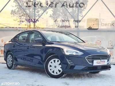 Culoarealbastru Second-hand 2020 Ford Focus Trend Berlinǎ | 9.990 EUR (Preț bun)