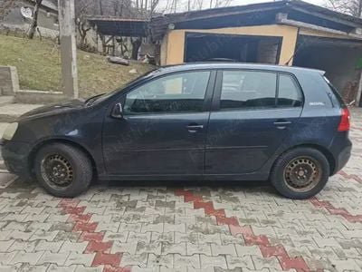VW Golf V